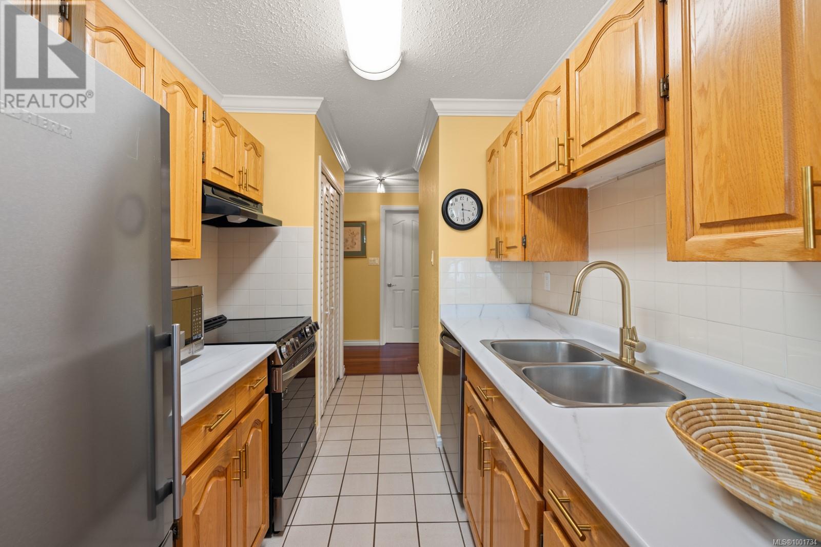 204 415 Linden Ave, Victoria, British Columbia  V8V 4G2 - Photo 13 - 1001734