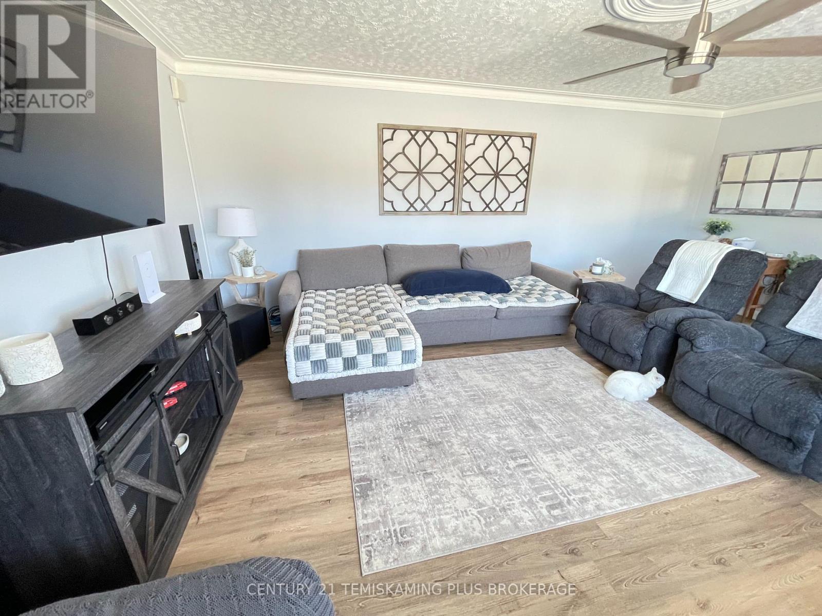 43 Tenth Street E, Armstrong, Ontario  P0J 1E0 - Photo 15 - T12090128