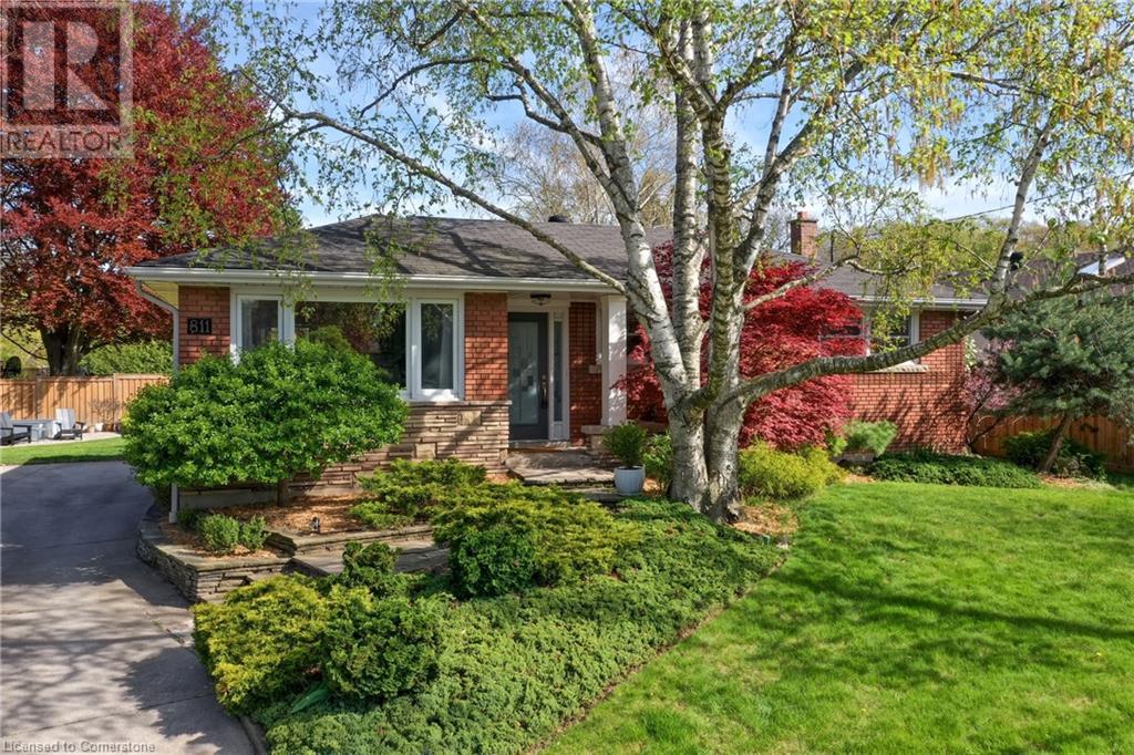 811 TEAL Drive, Burlington, Ontario