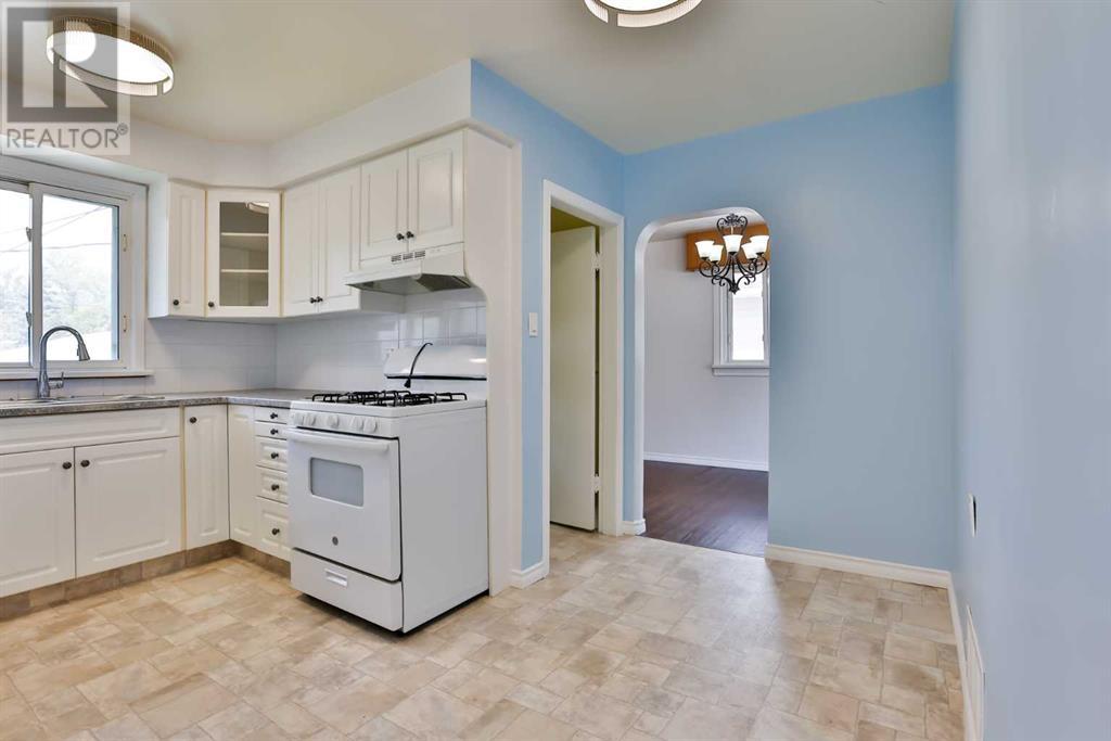 2123 9a Avenue S, Lethbridge, Alberta  T1J 1X9 - Photo 10 - A2220258