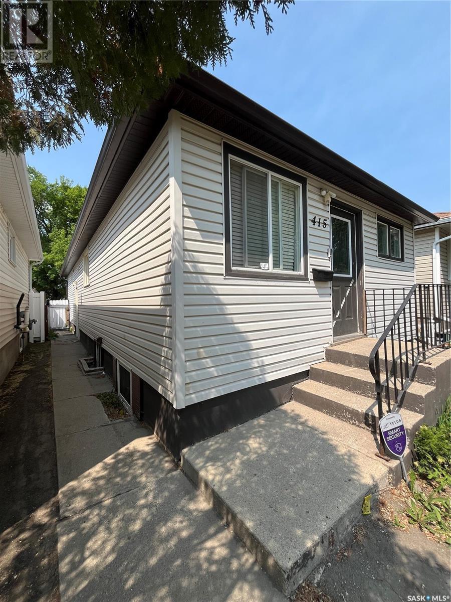 Property at 415 P AVENUE N image 3