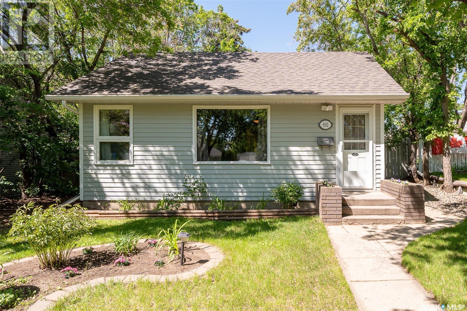 Property at 892 Algoma AVENUE image 2