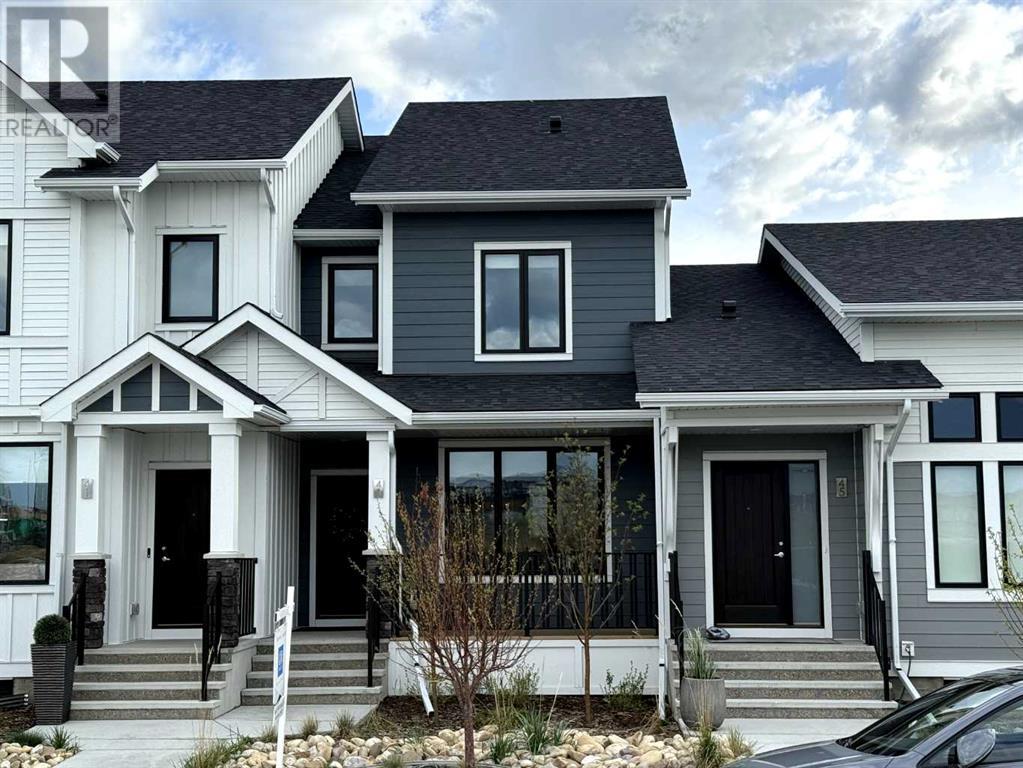 43 Larkspur Bend, Okotoks, Alberta  T1S 5V6 - Photo 1 - A2223467