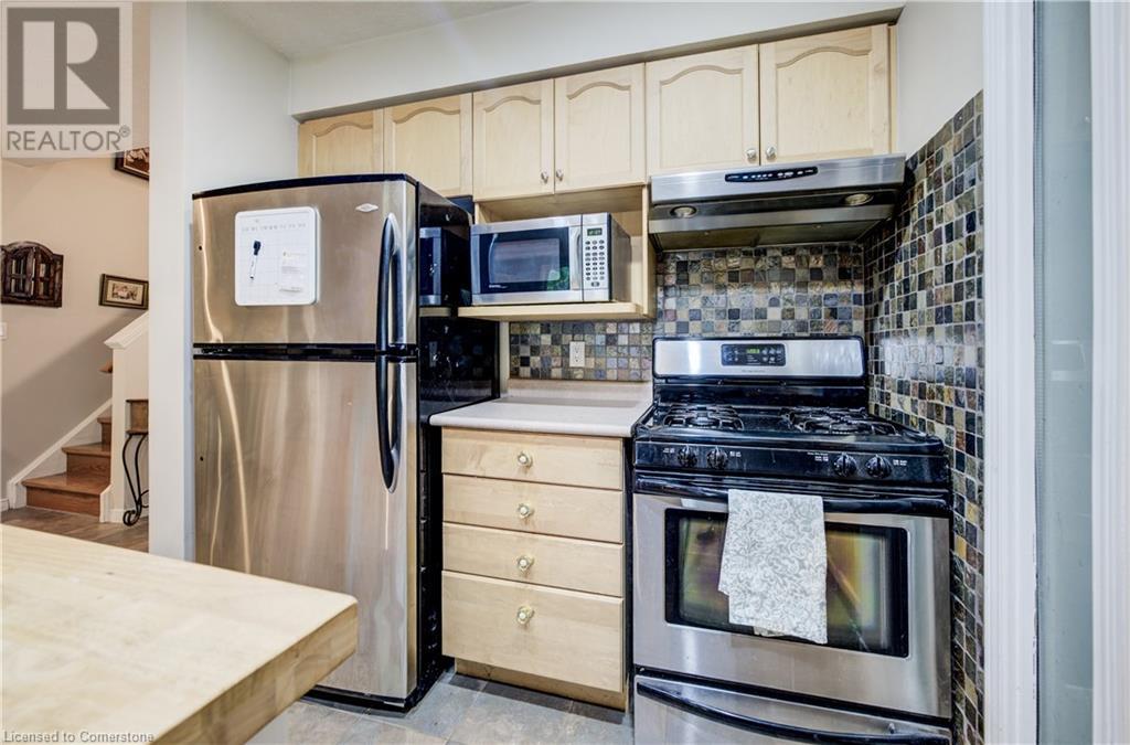 654 Inglis Falls Place, Waterloo, Ontario  N2V 2L4 - Photo 11 - 40730493