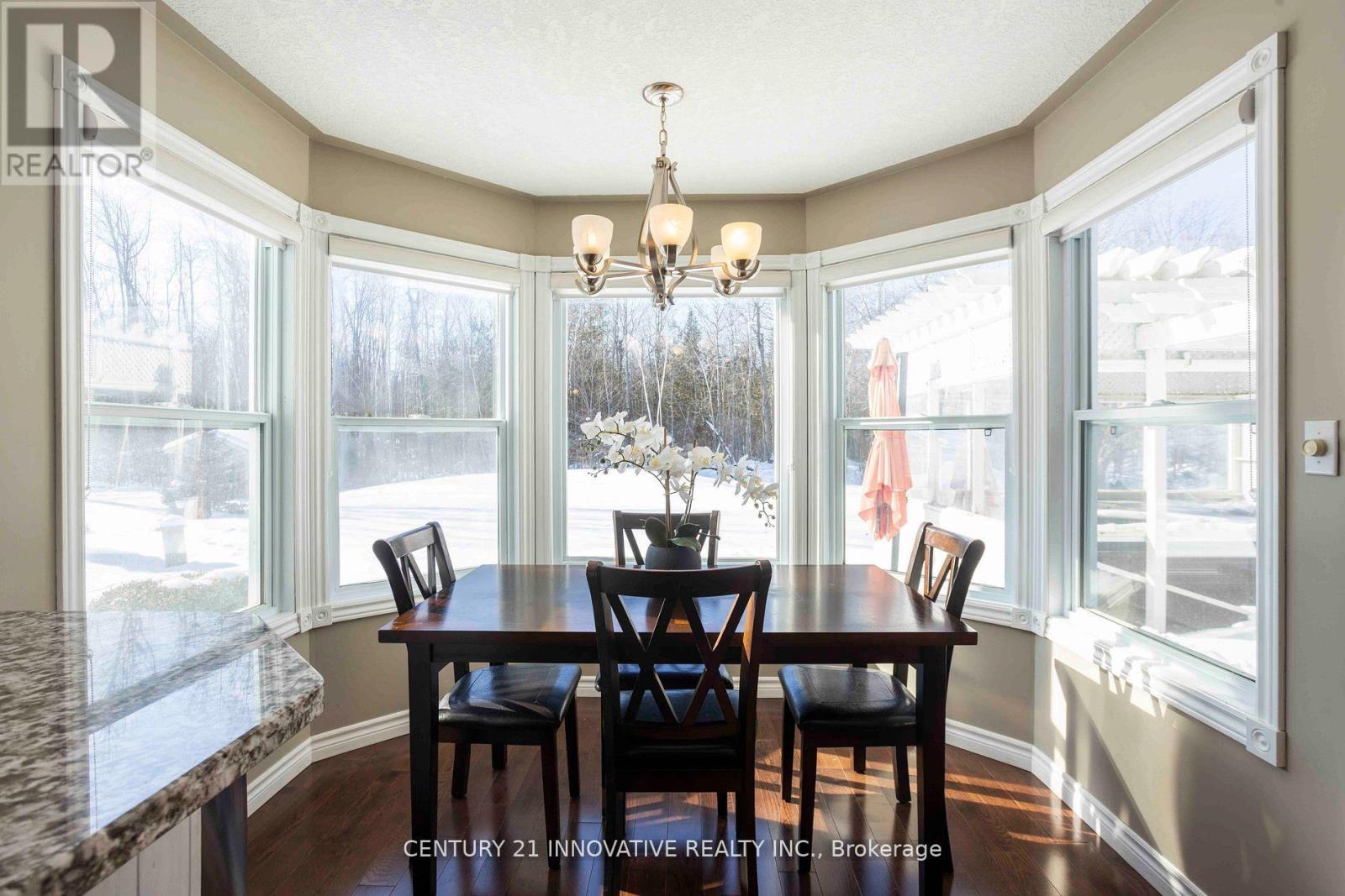 3678 Kimberley Street, Innisfil, Ontario  L9S 2L3 - Photo 15 - N12126252