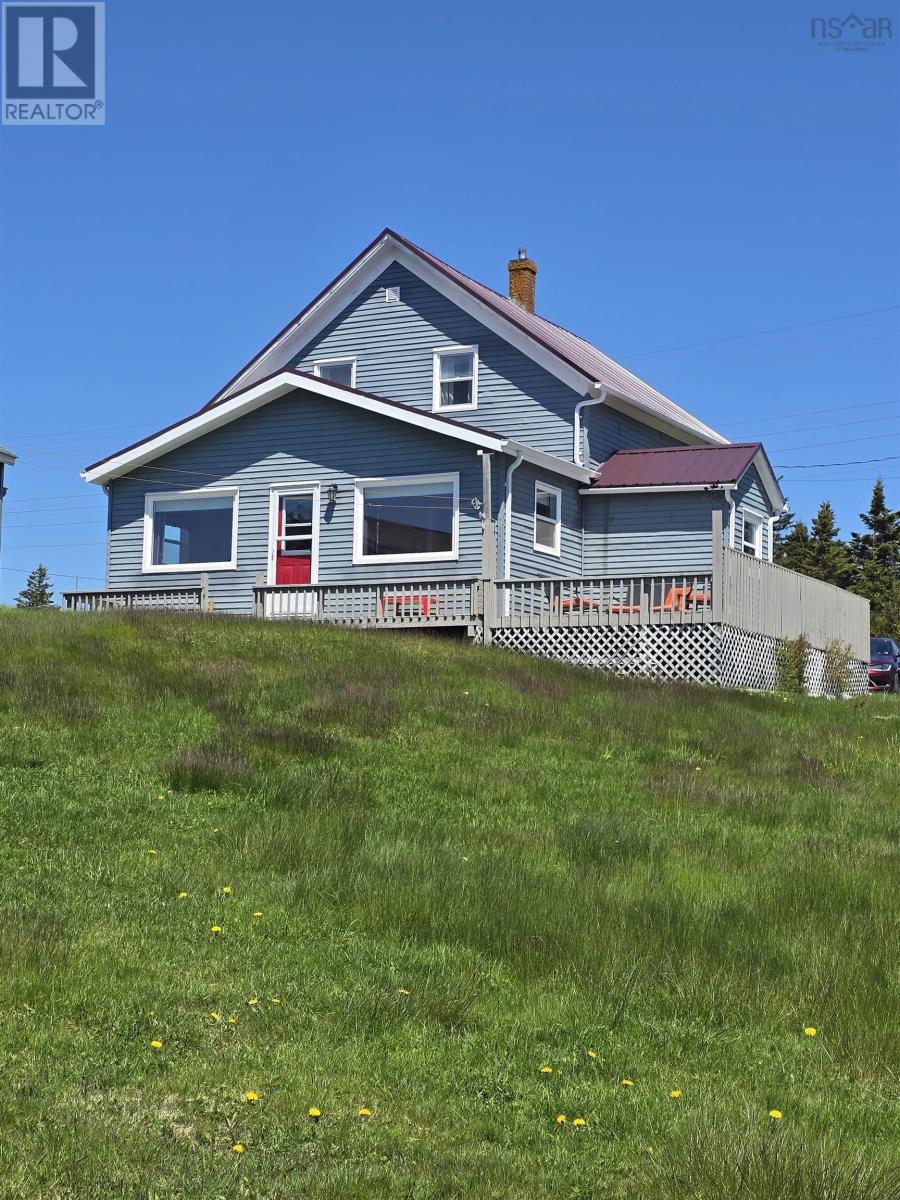 5182 Hwy 211, Port Bickerton, Nova Scotia  B0J 1A0 - Photo 1 - 202512596