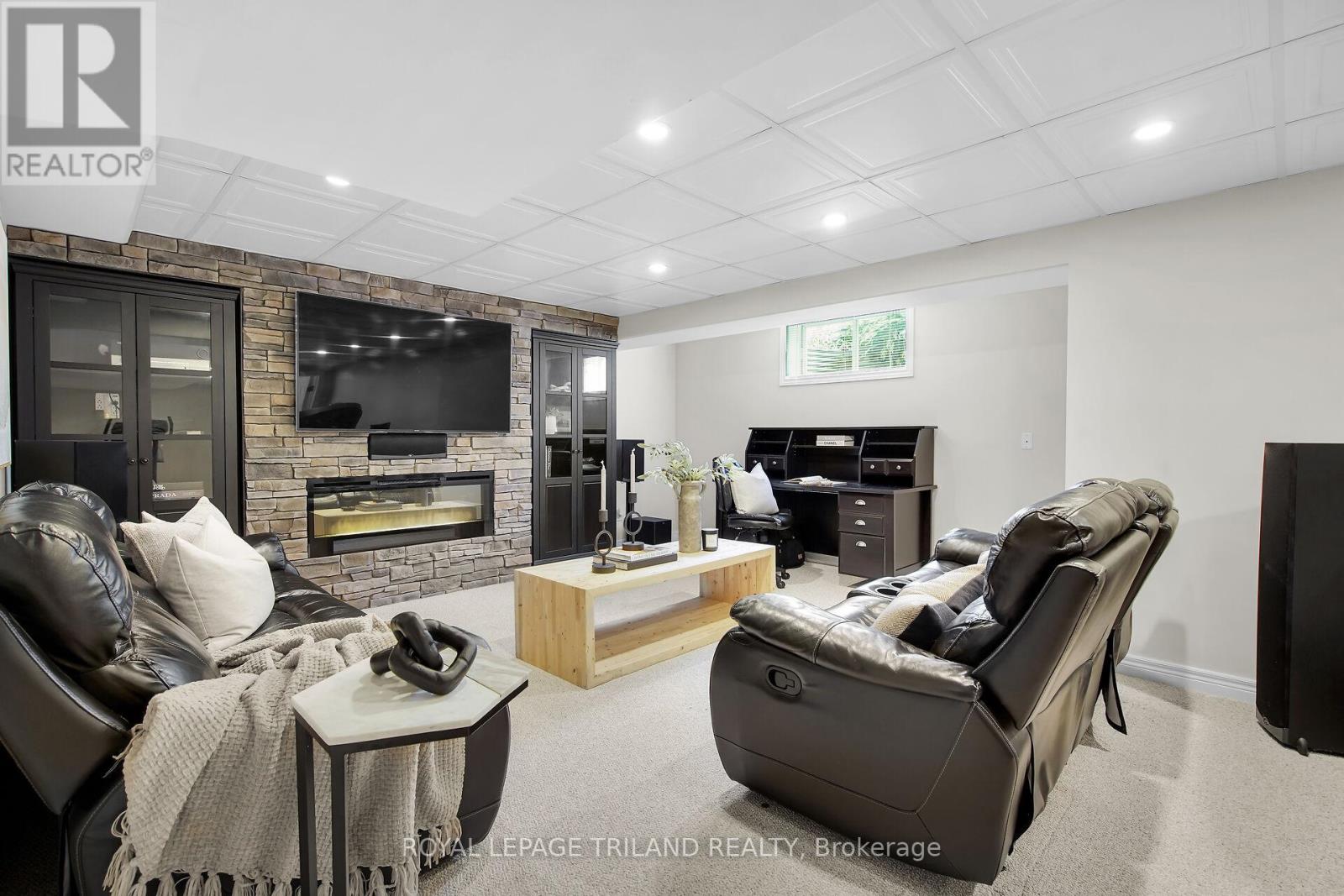 30 Willard Crescent, Middlesex Centre, Ontario  N0L 1R0 - Photo 24 - X12184255