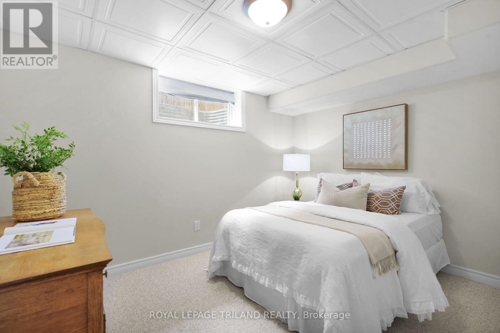 30 Willard Crescent, Middlesex Centre, Ontario  N0L 1R0 - Photo 28 - X12184255