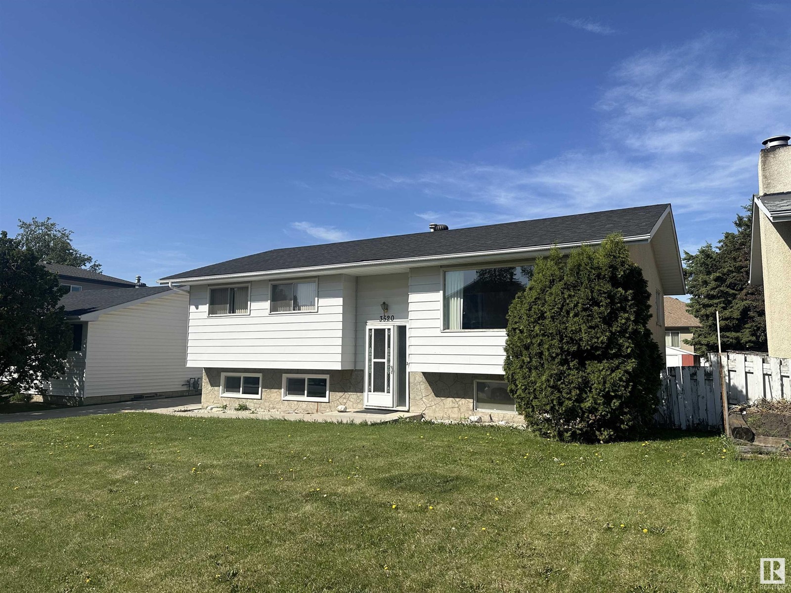3520 71 St Nw, Edmonton, Alberta  T6K 0M7 - Photo 2 - E4439401