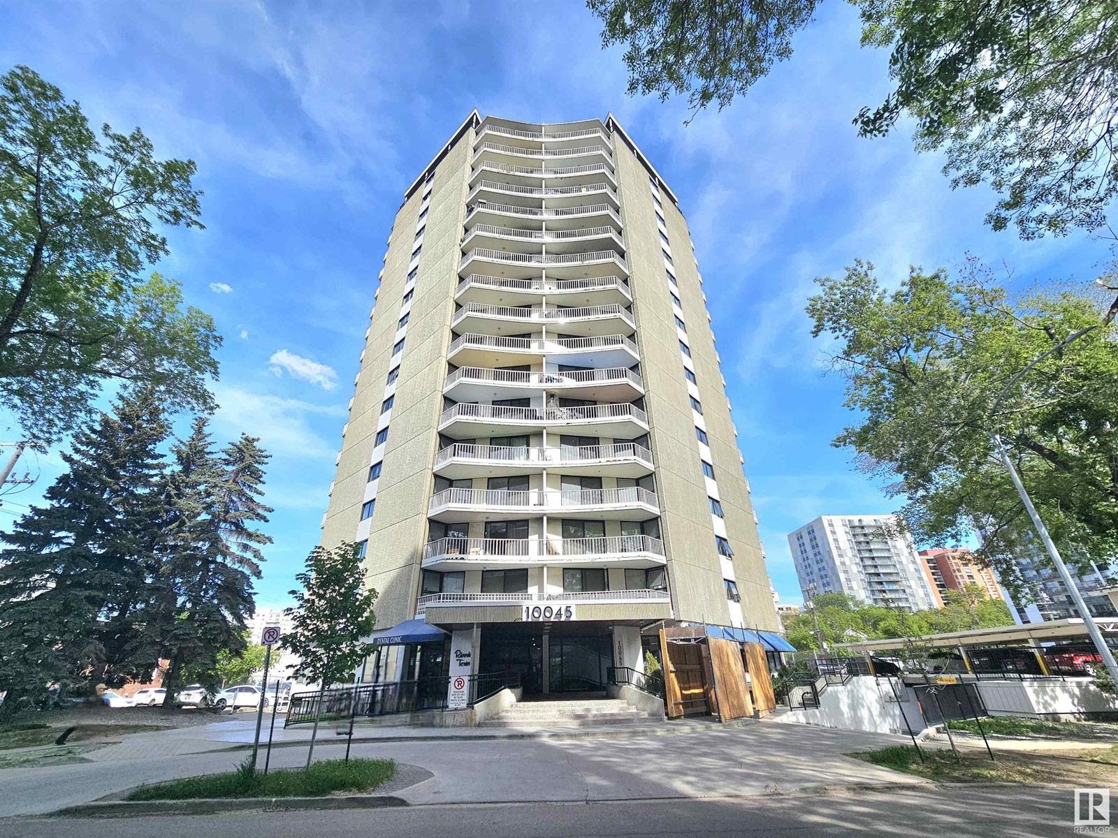 #905 10045 117 ST NW, Edmonton, Alberta