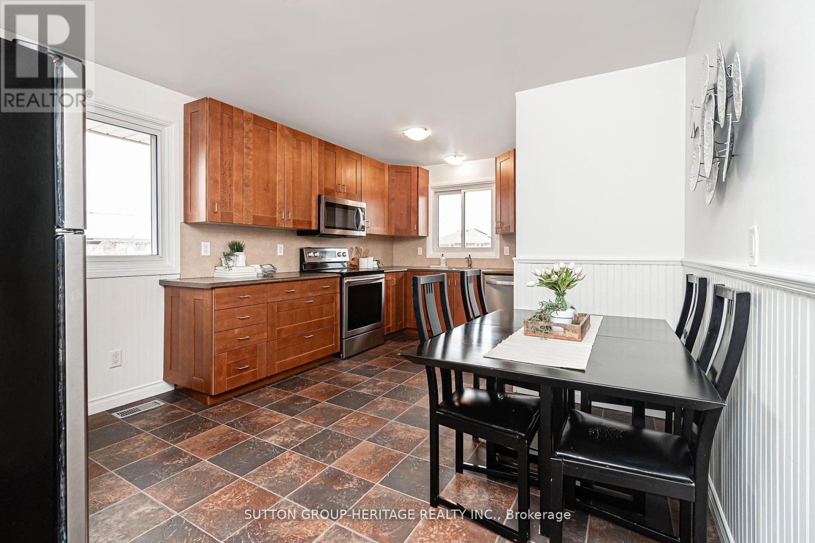 388 Wolfe Street, Oshawa, Ontario  L1H 3V1 - Photo 10 - E12184109