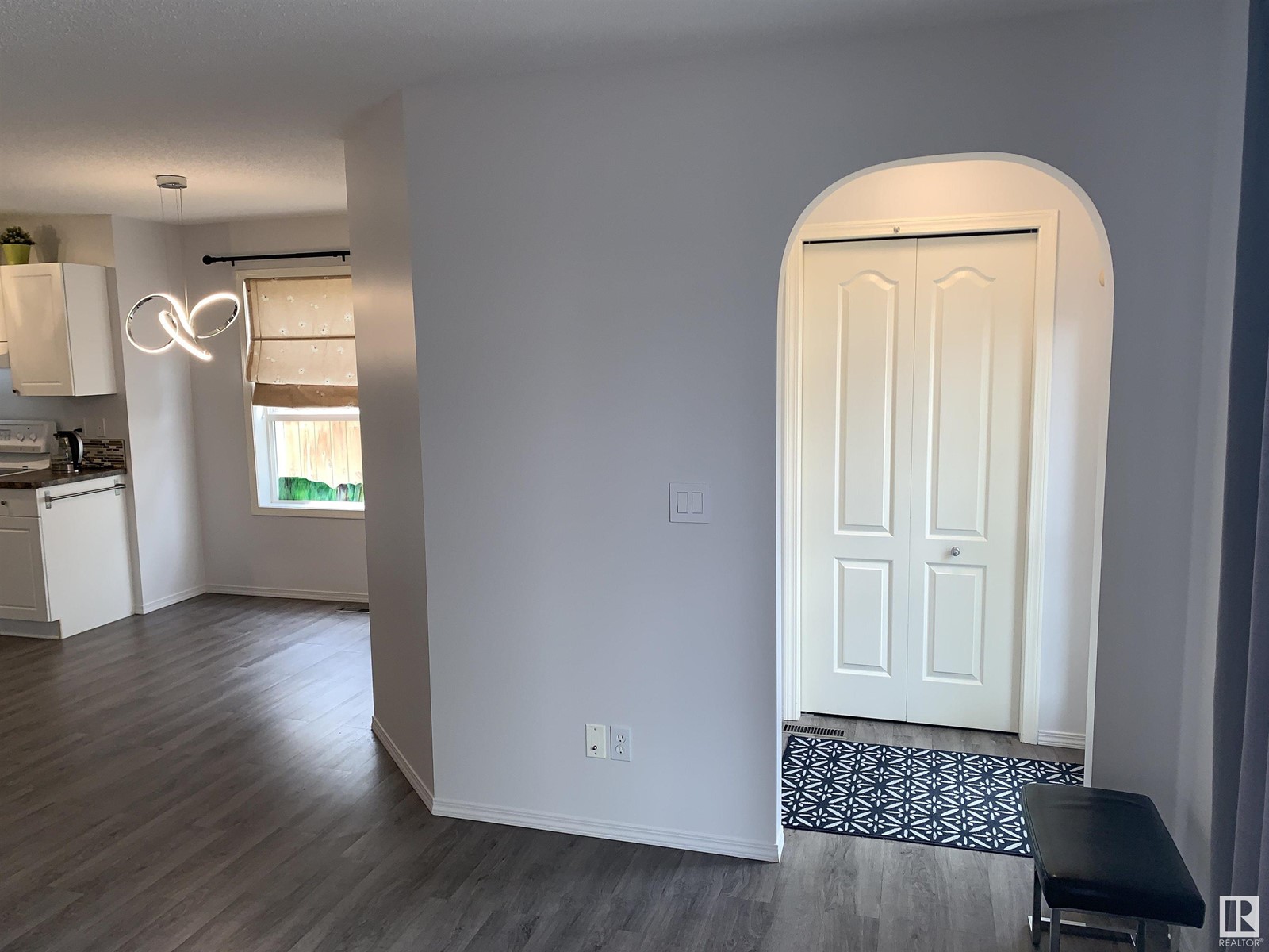 Property at 207 Arbour Meadows CL image 4