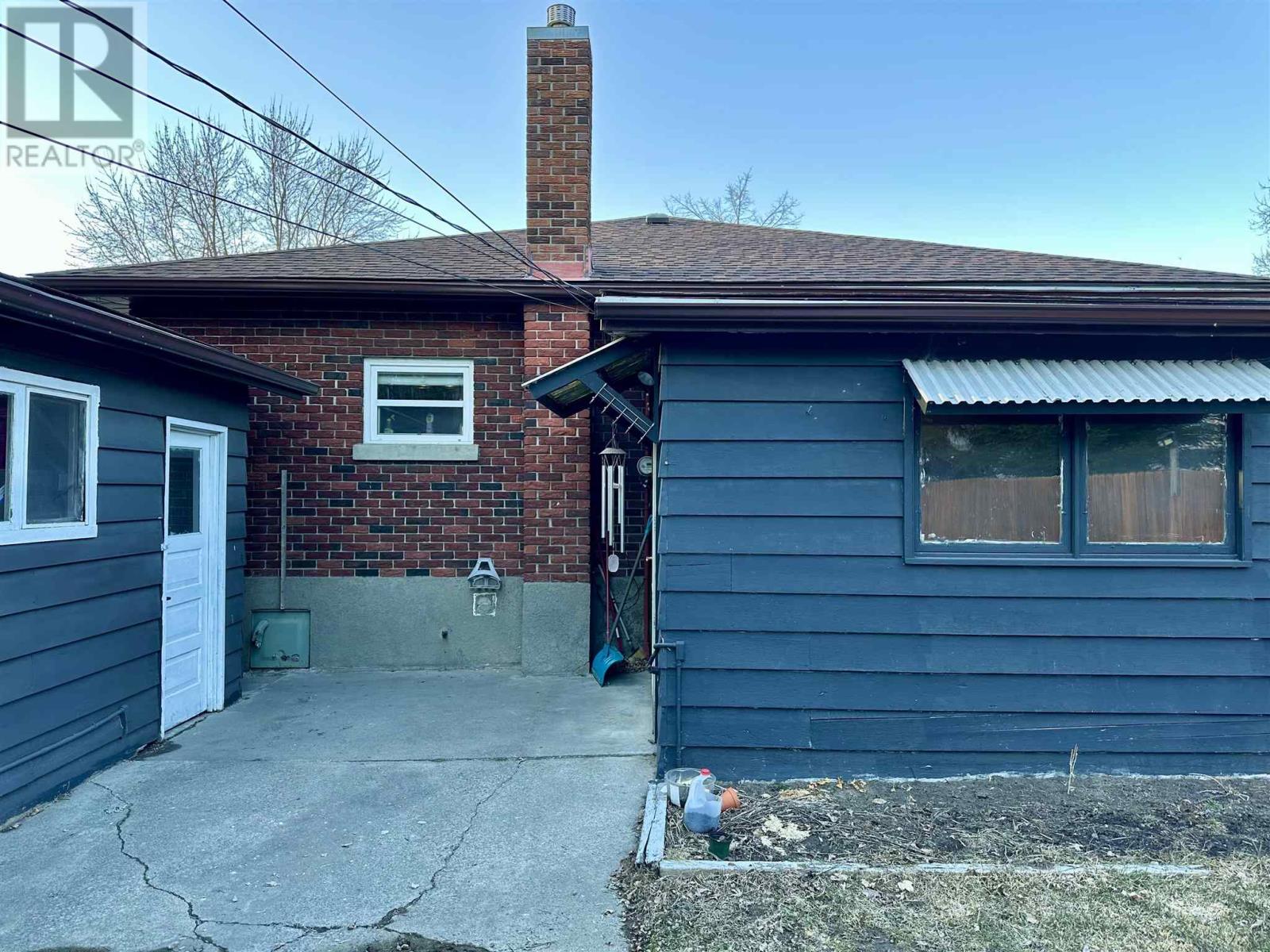 335 First St E, Fort Frances, Ontario  P9A 1L7 - Photo 24 - TB250747
