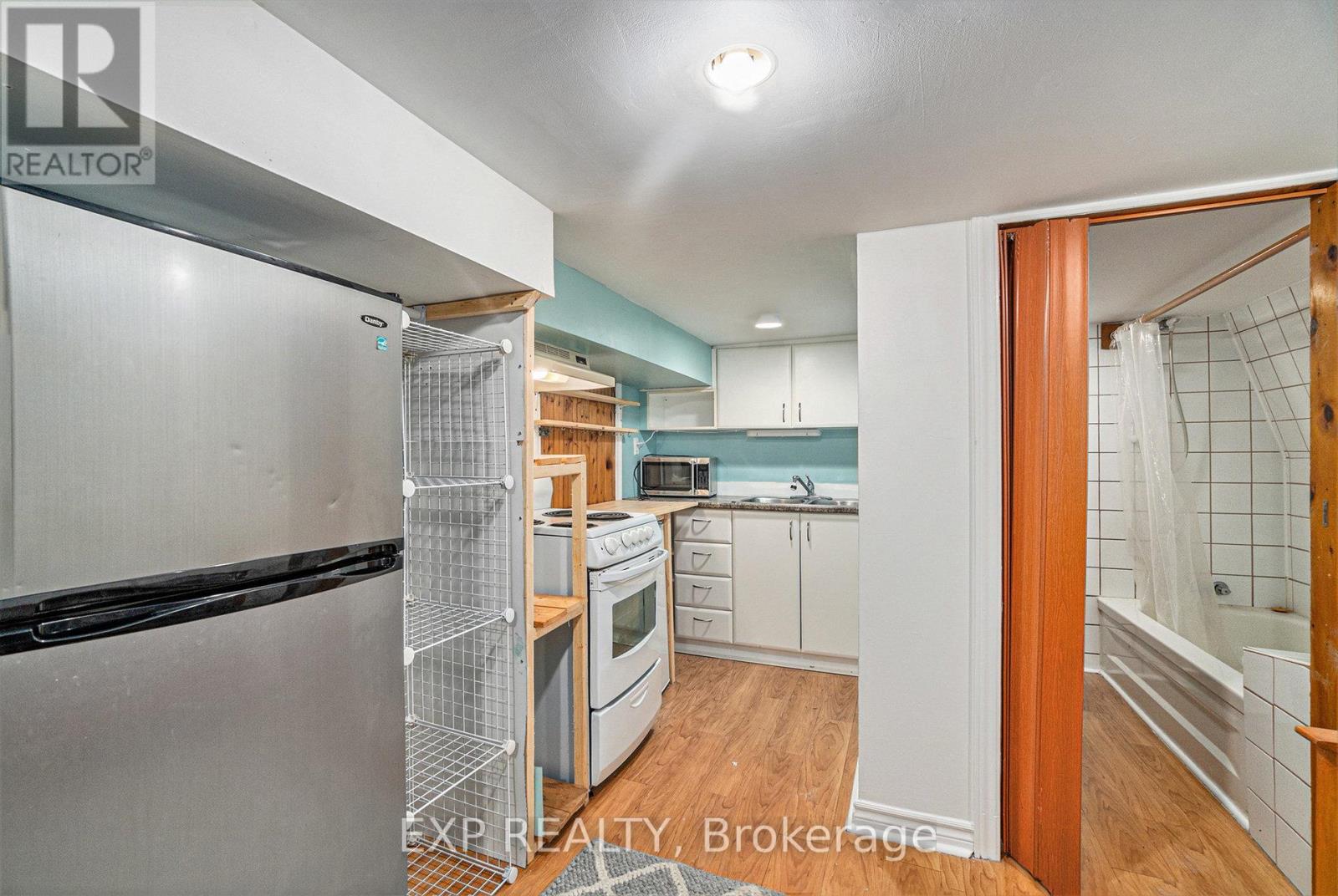 350 Fifth Avenue, Ottawa, Ontario  K1S 2N8 - Photo 24 - X12184247