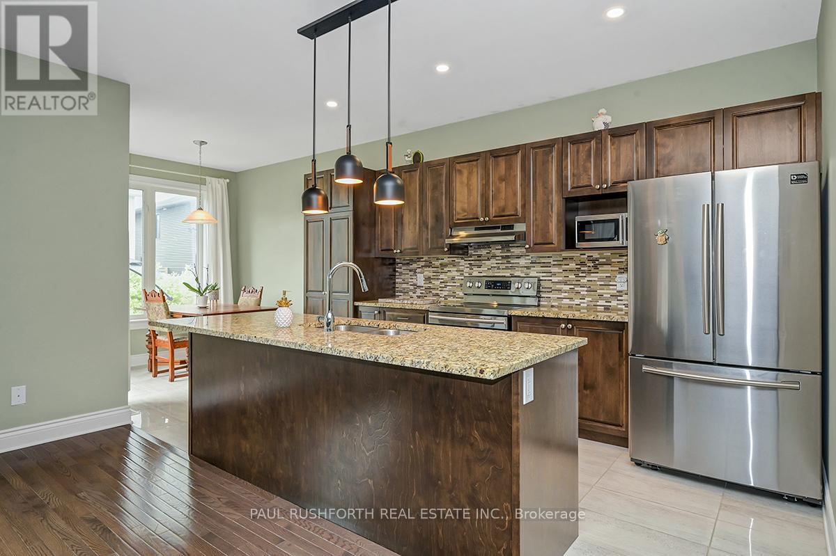 62 Borland Drive, Carleton Place, Ontario  K7C 0K8 - Photo 8 - X12184298