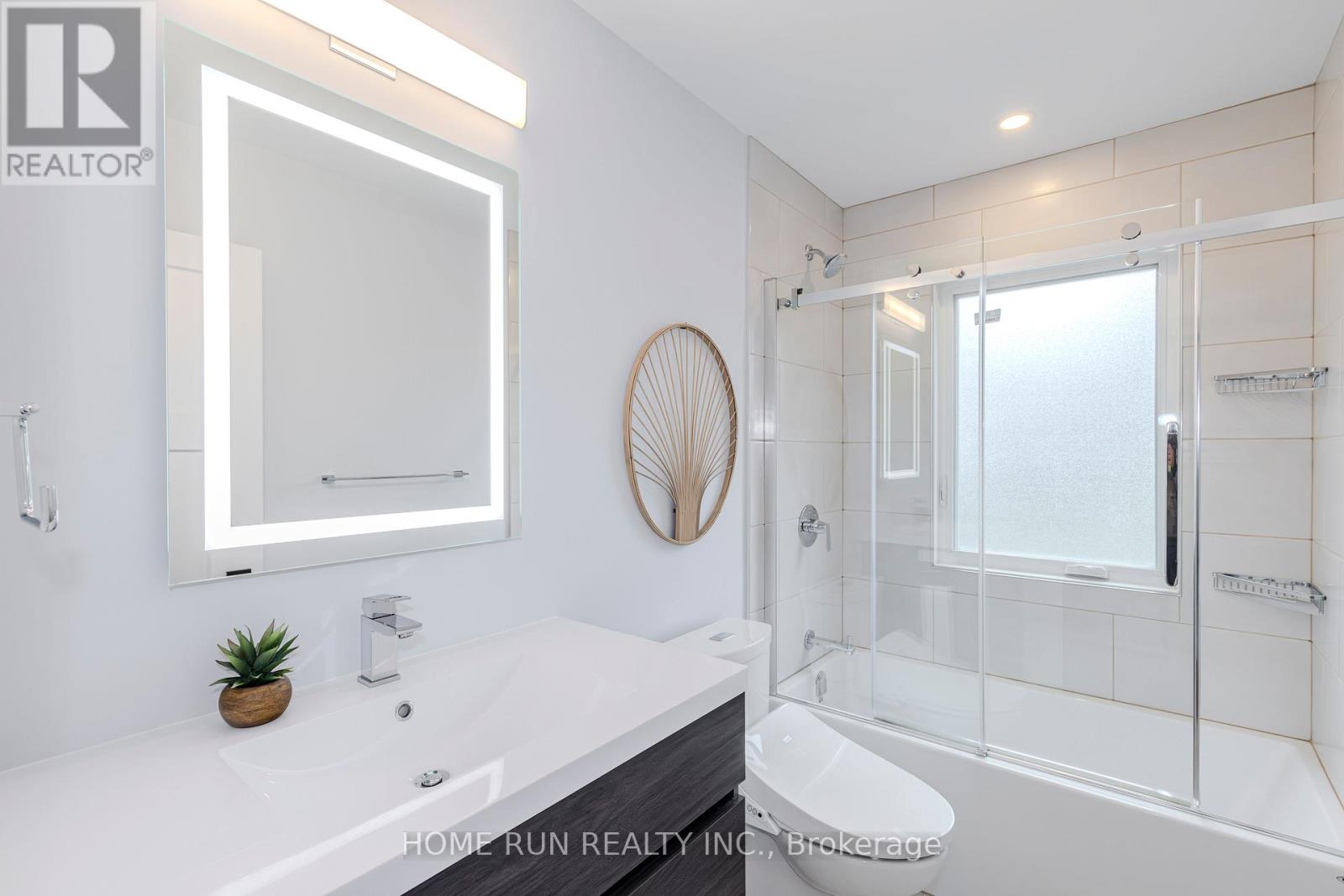 276 Crocus Avenue, Ottawa, Ontario  K1H 6E9 - Photo 18 - X12184360