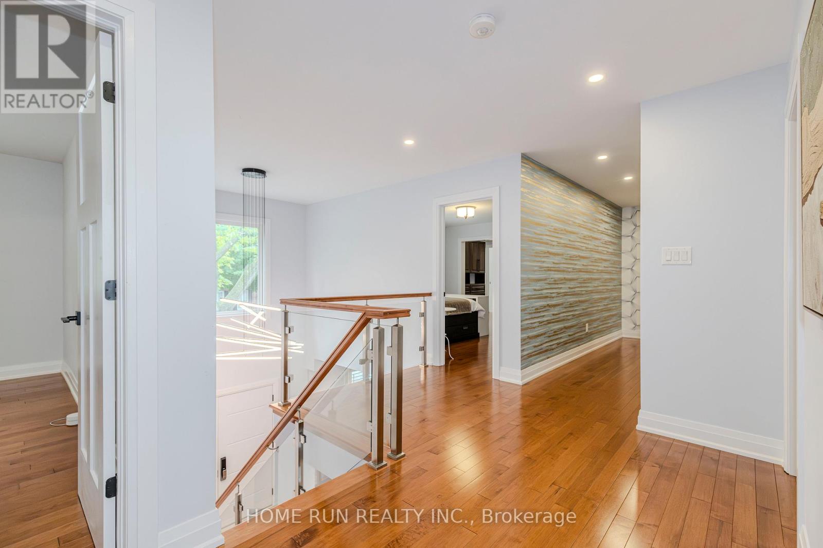276 Crocus Avenue, Ottawa, Ontario  K1H 6E9 - Photo 19 - X12184360