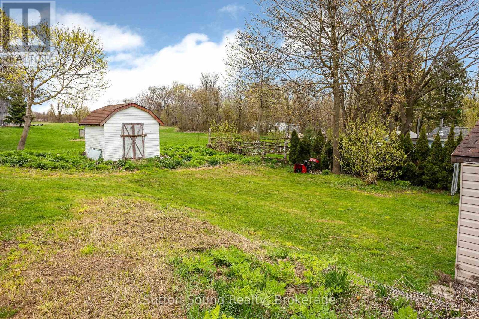 776225 Highway 10 Highway, Chatsworth, Ontario  N0H 1C0 - Photo 21 - X12136311