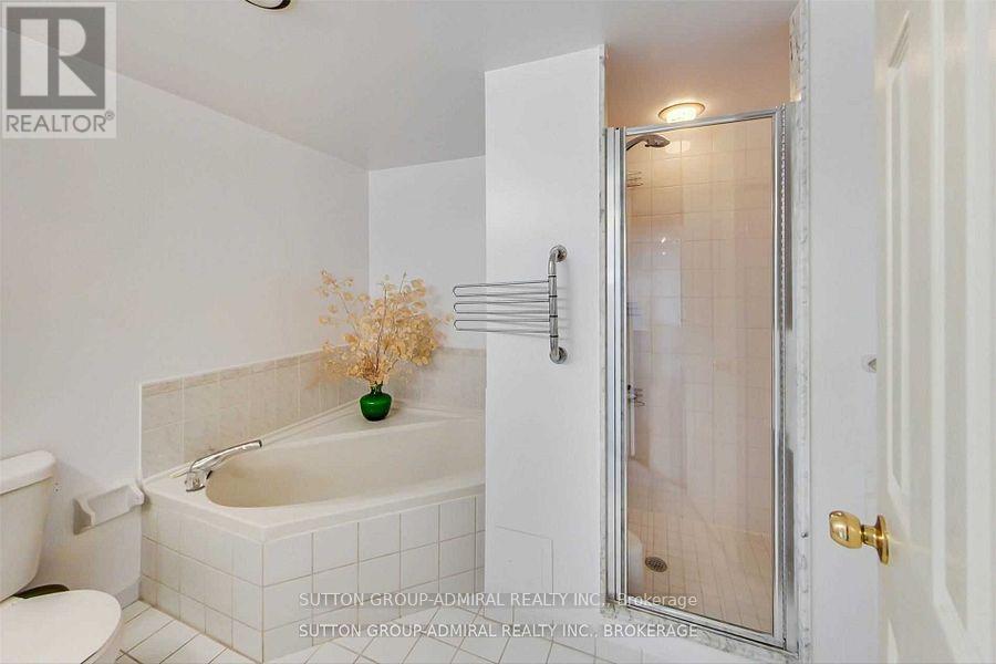 1101 - 7300 Yonge Street, Vaughan, Ontario  L4J 7Y6 - Photo 18 - N12184108