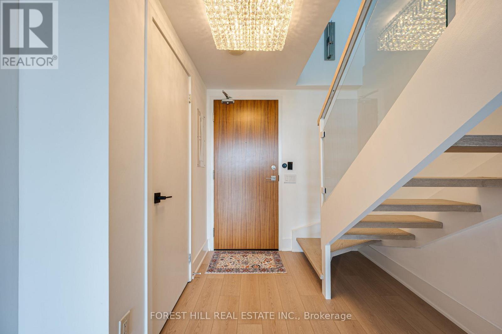 920 - 111 St. Clair Avenue W, Toronto, Ontario  M4V 1N5 - Photo 6 - C12179361
