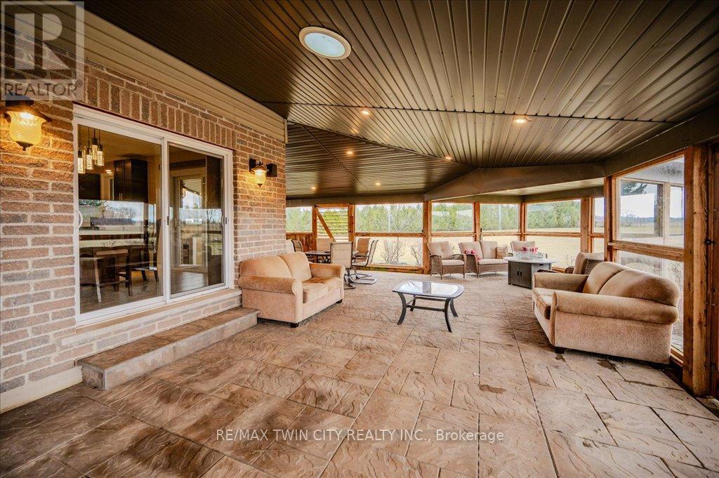 110 Deer Crescent, Norwich (Burgessville), Ontario  N0J 1C0 - Photo 35 - X12051816
