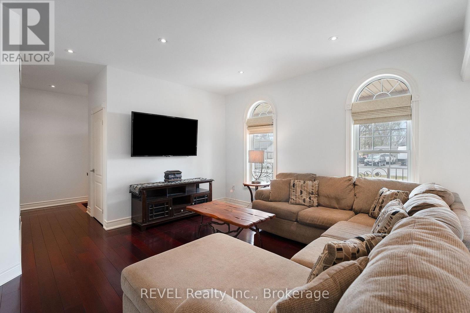 3676 Rebstock Road, Fort Erie (Ridgeway), Ontario  L0S 1B0 - Photo 12 - X12184212