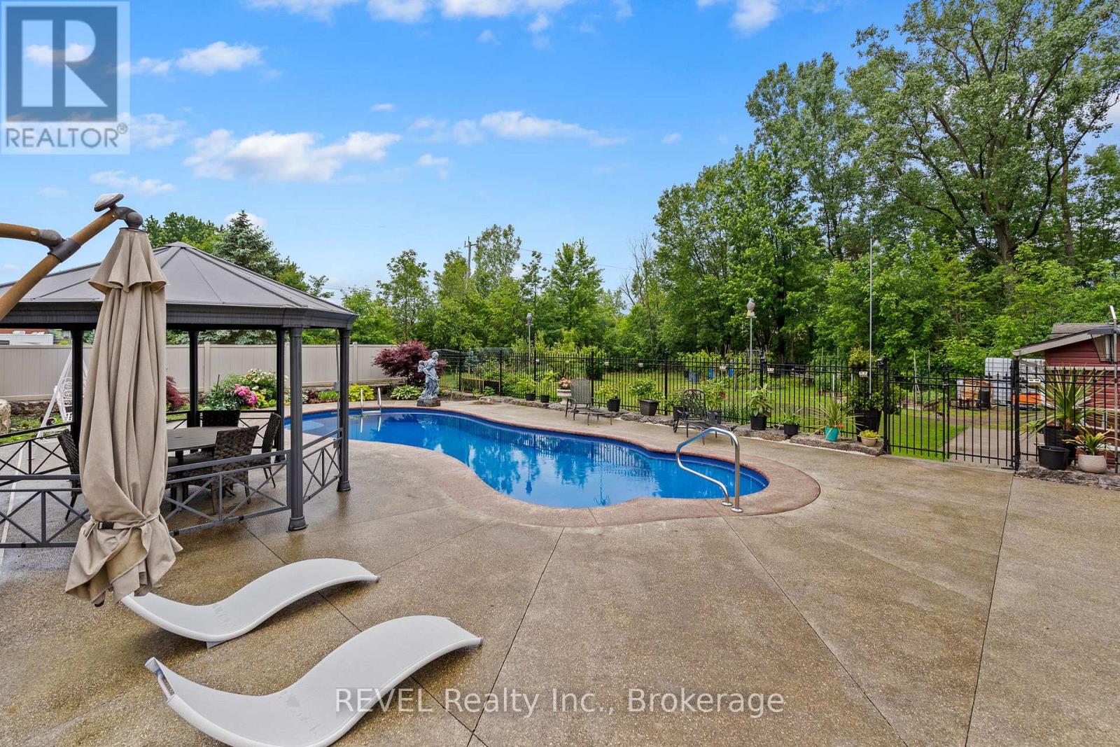 3676 Rebstock Road, Fort Erie (Ridgeway), Ontario  L0S 1B0 - Photo 29 - X12184212