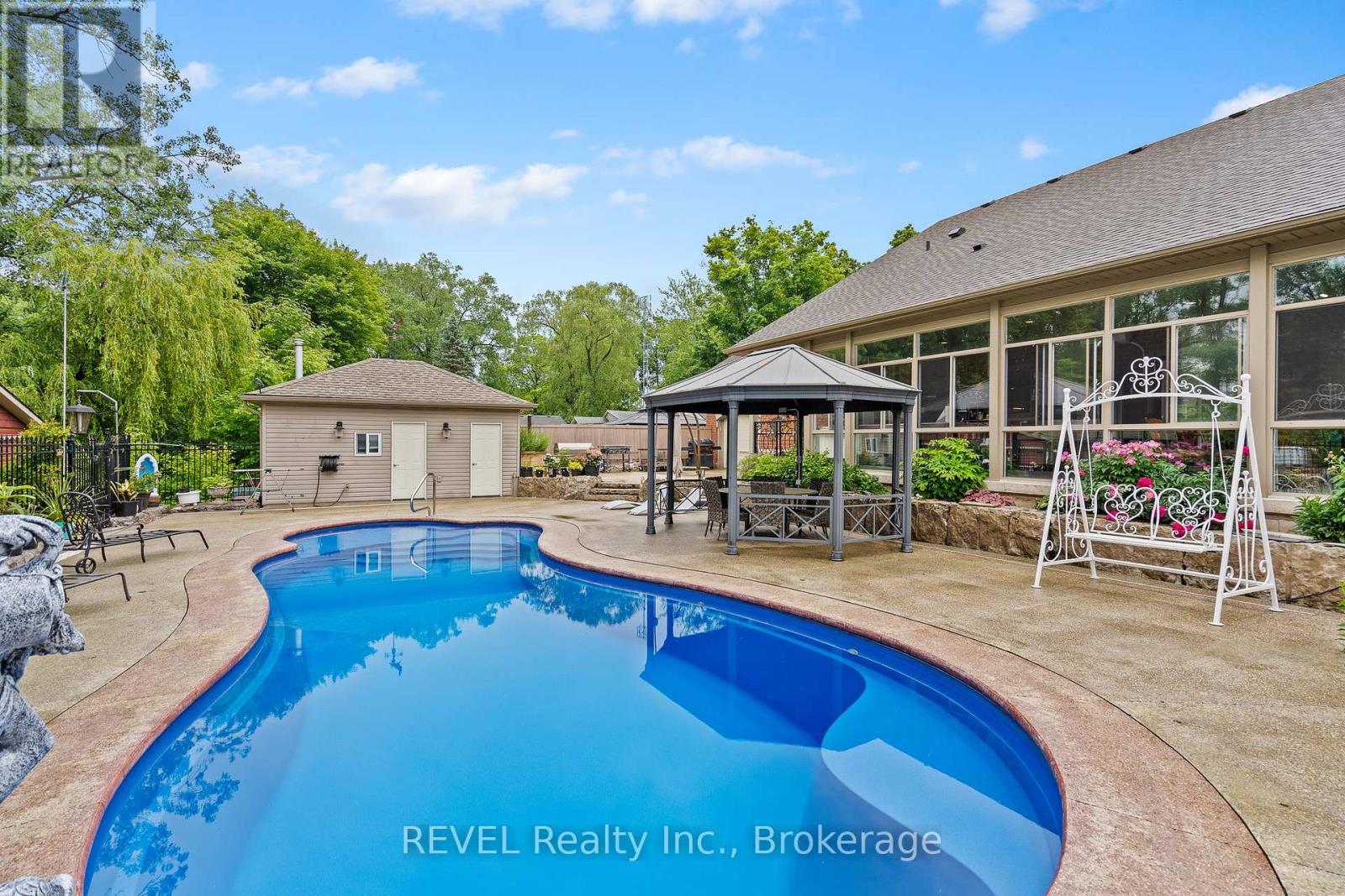 3676 Rebstock Road, Fort Erie (Ridgeway), Ontario  L0S 1B0 - Photo 31 - X12184212