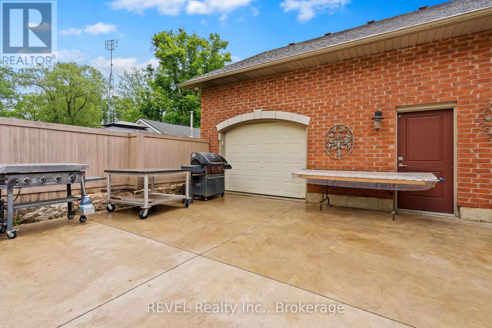 3676 Rebstock Road, Fort Erie, Ontario  L0S 1B0 - Photo 34 - X12184212