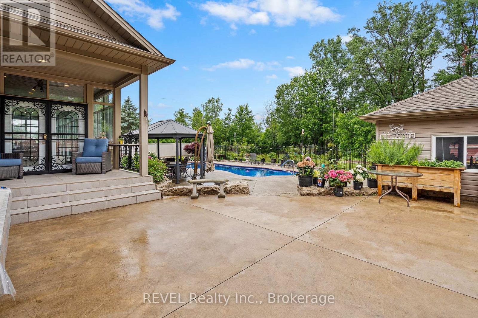 3676 Rebstock Road, Fort Erie (Ridgeway), Ontario  L0S 1B0 - Photo 35 - X12184212