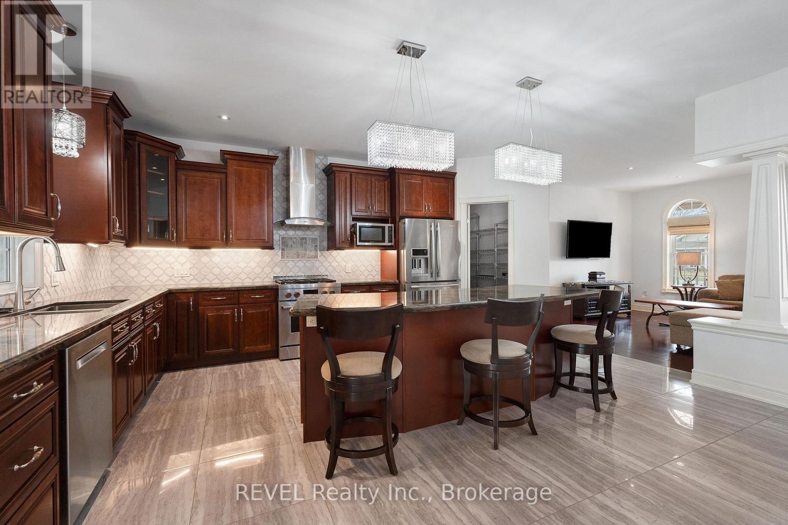 3676 Rebstock Road, Fort Erie (Ridgeway), Ontario  L0S 1B0 - Photo 6 - X12184212