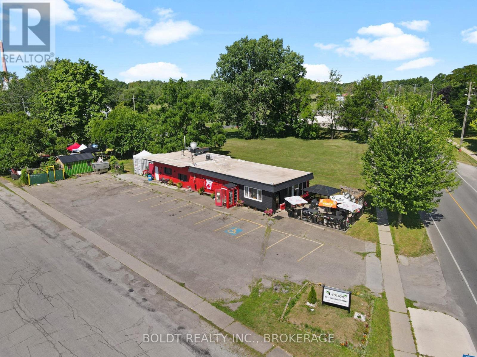 7891 Portage Road, Niagara Falls (Chippawa), Ontario  L2G 5Y7 - Photo 26 - X12184232