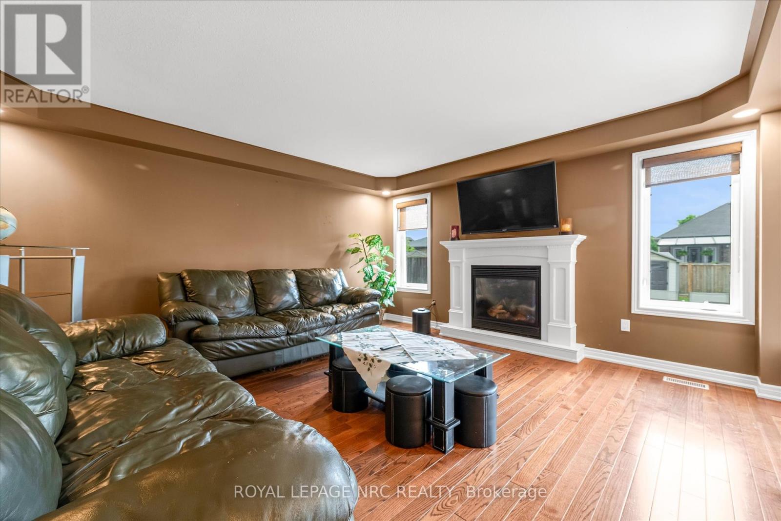 9 Cooper Court, Pelham, Ontario  L0S 1E4 - Photo 21 - X12184288