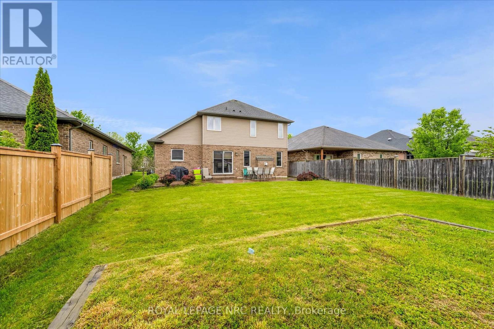 9 Cooper Court, Pelham, Ontario  L0S 1E4 - Photo 37 - X12184288