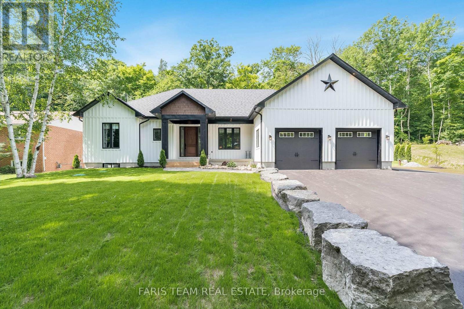 Property at 1532 CHAMPLAIN ROAD image 3