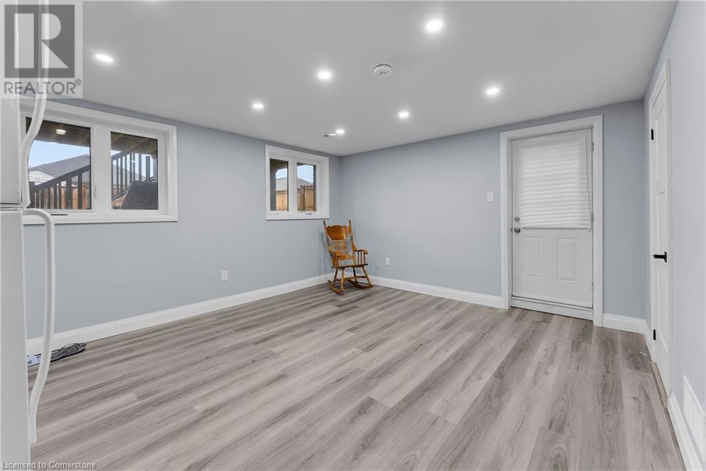 13 Hopkins Street, Thorold, Ontario  L2V 0E9 - Photo 40 - 40735529