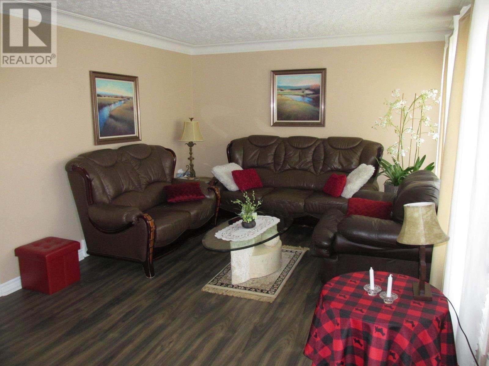 3 Hart Rd, Elliot Lake, Ontario  P5A 2M8 - Photo 10 - SM250870