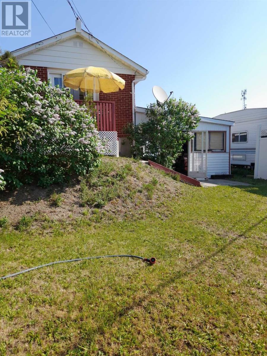 3 Hart Rd, Elliot Lake, Ontario  P5A 2M8 - Photo 42 - SM250870