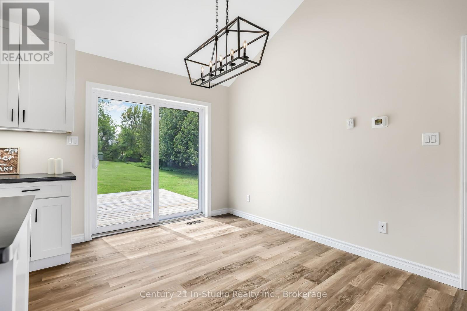 680218 Sideroad 30, Chatsworth, Ontario  N0H 1R0 - Photo 24 - X12184196