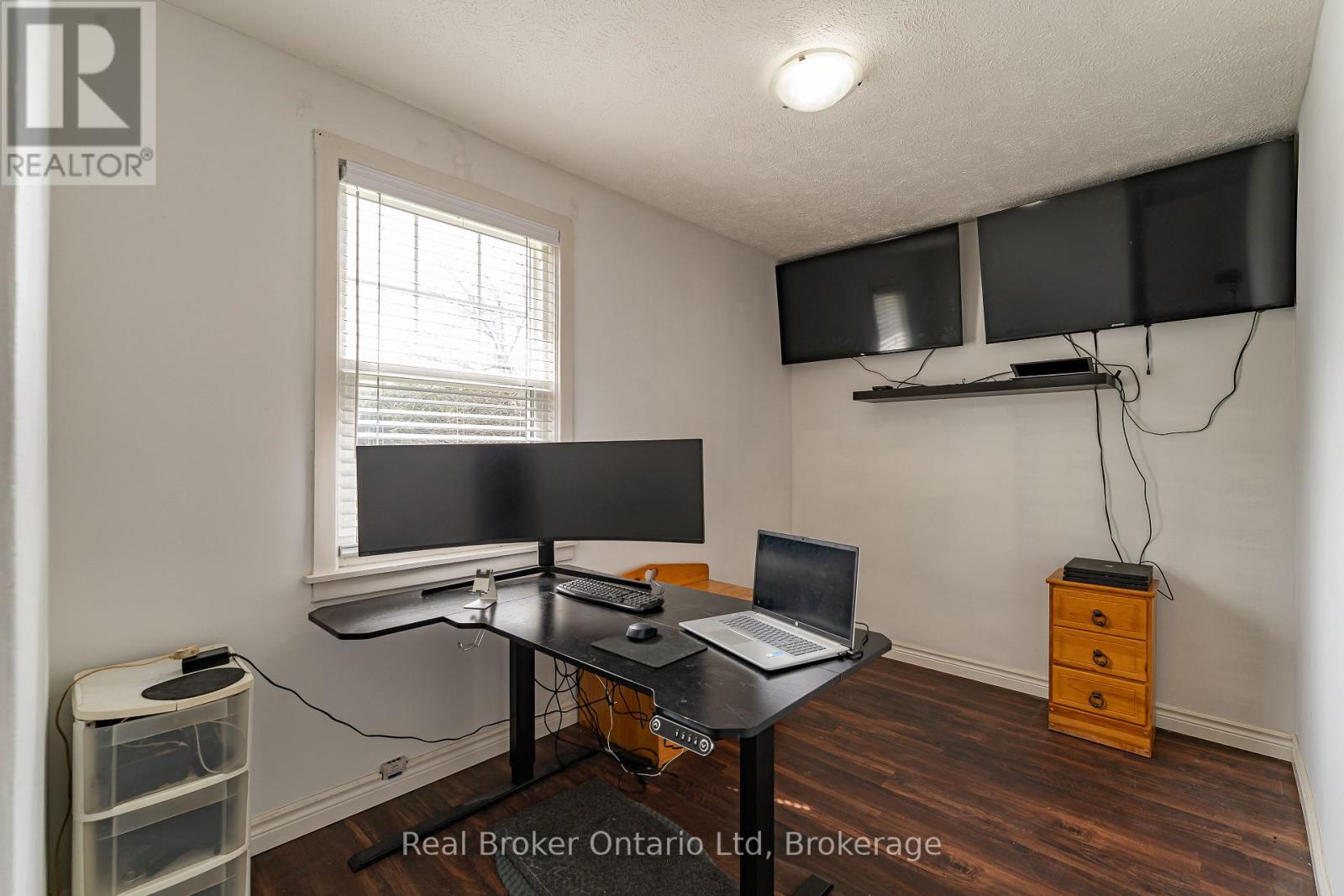 741 6th Street E, Owen Sound, Ontario  N4K 1G6 - Photo 19 - X12184249