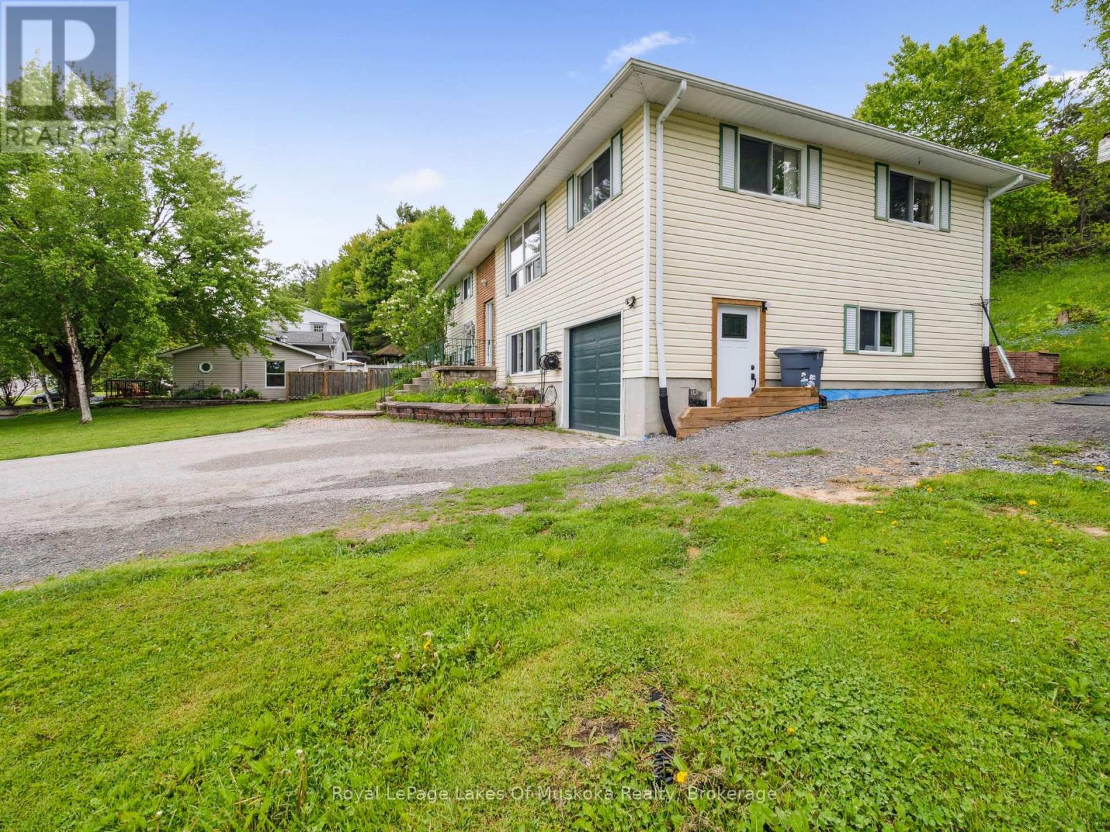 Property at 63 BEAUMONT DRIVE image 3