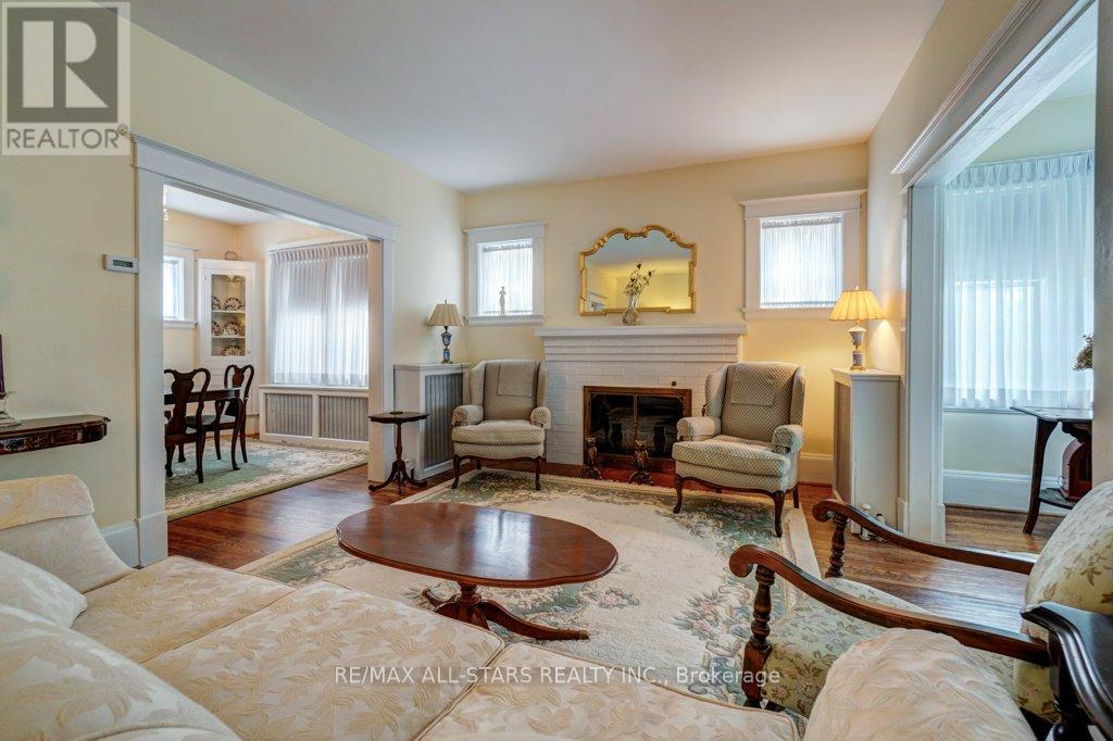 76 Bond Street W, Kawartha Lakes, Ontario  K9V 3R4 - Photo 3 - X12184203