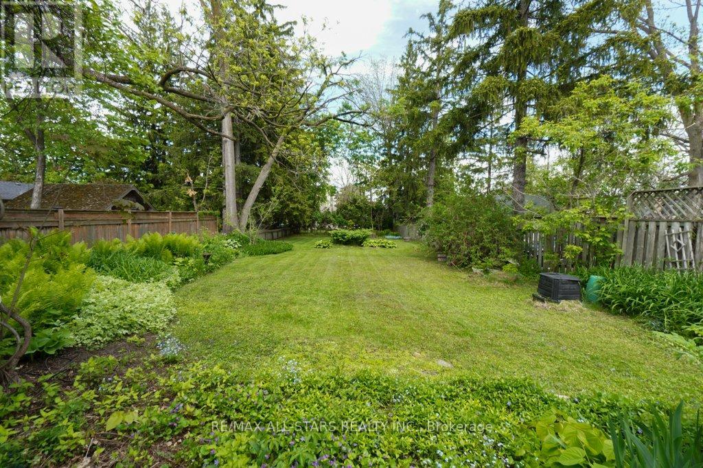 76 Bond Street W, Kawartha Lakes, Ontario  K9V 3R4 - Photo 36 - X12184203