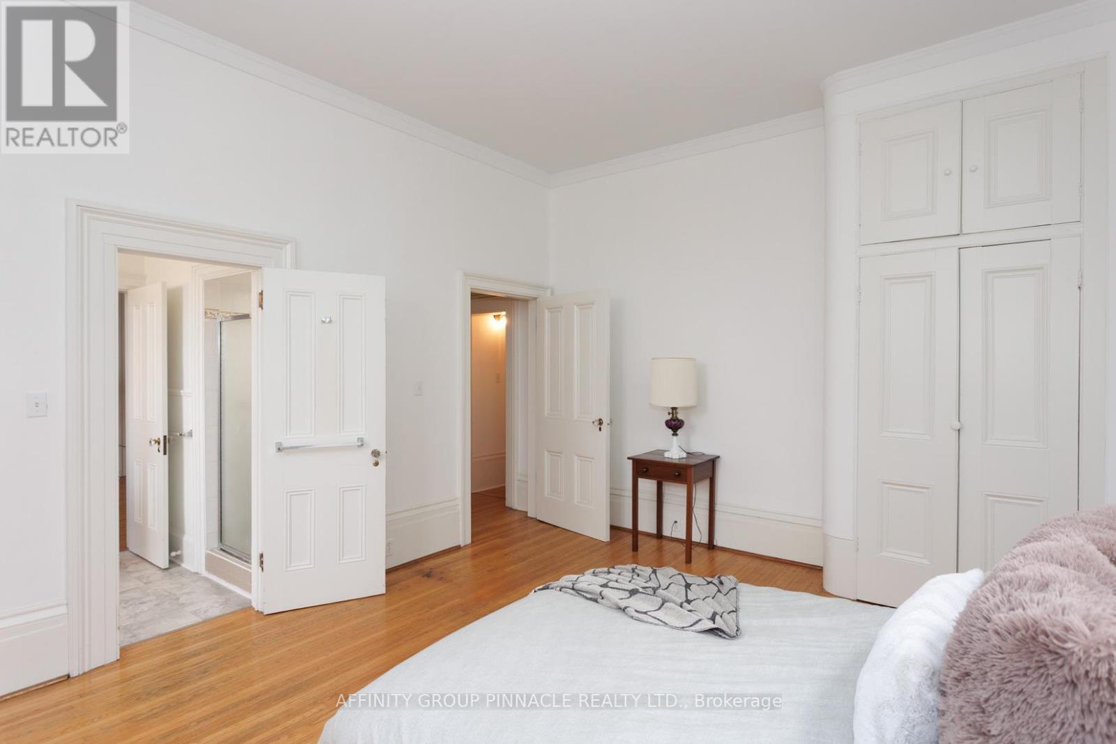 12 Russell Street E, Kawartha Lakes, Ontario  K9V 1Z8 - Photo 12 - X12184287