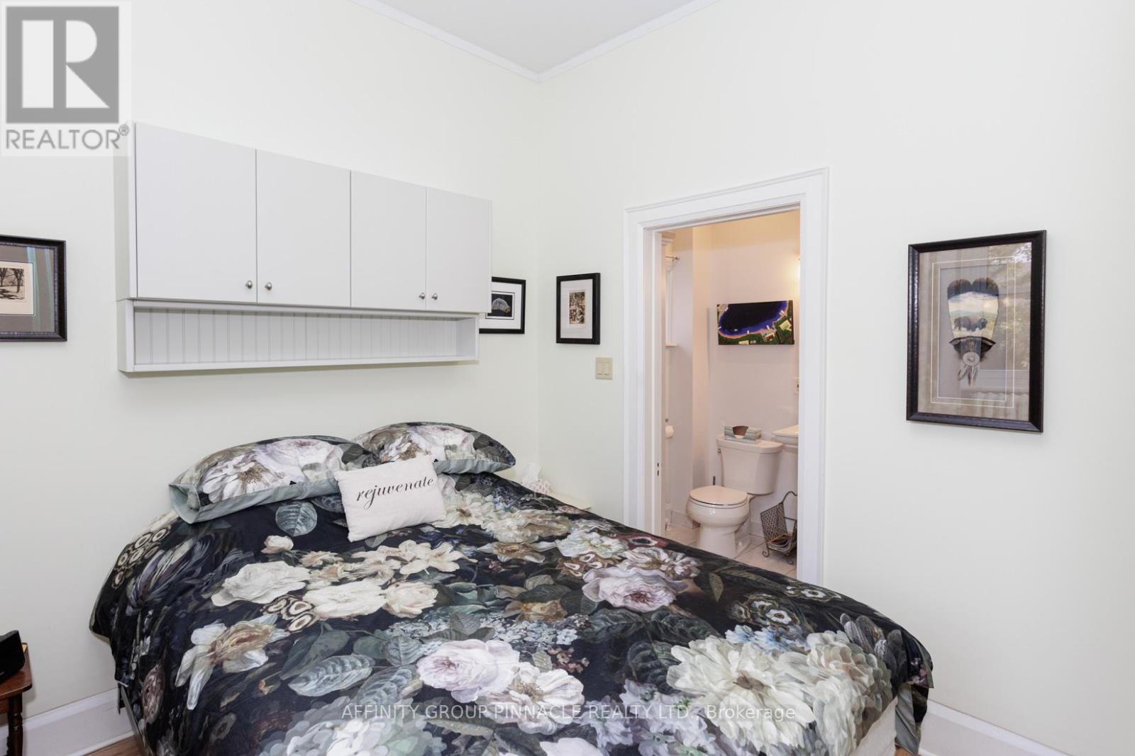 12 Russell Street E, Kawartha Lakes, Ontario  K9V 1Z8 - Photo 15 - X12184287