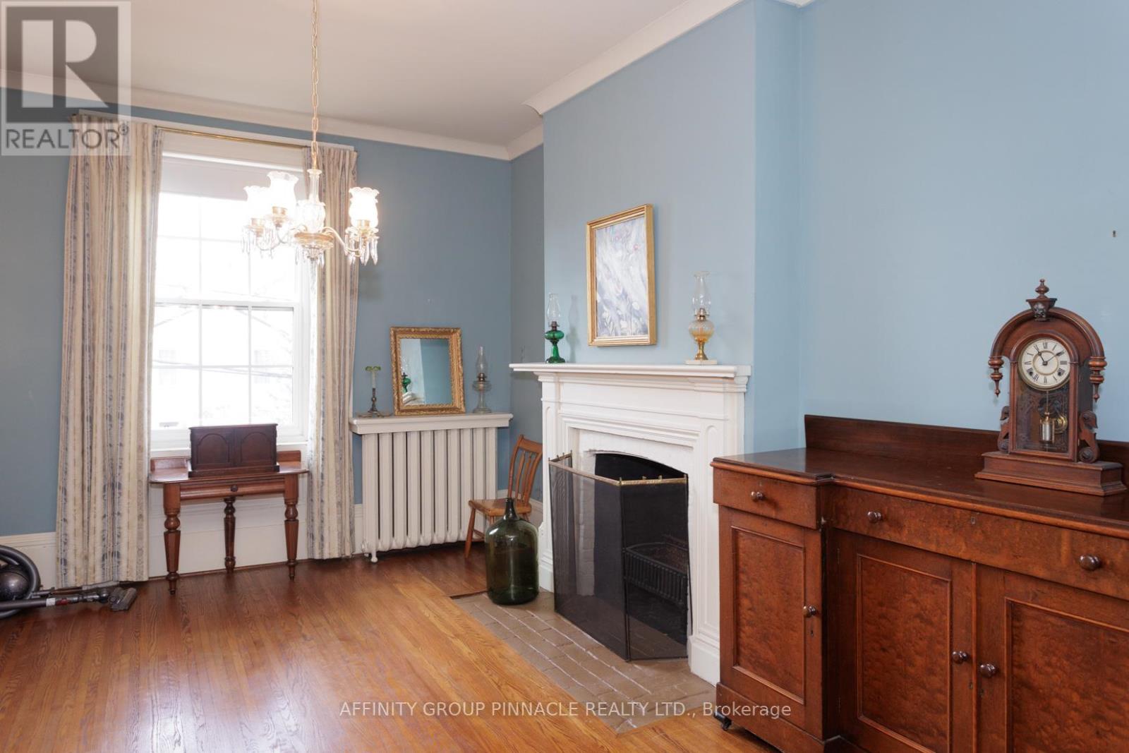 12 Russell Street E, Kawartha Lakes, Ontario  K9V 1Z8 - Photo 26 - X12184287