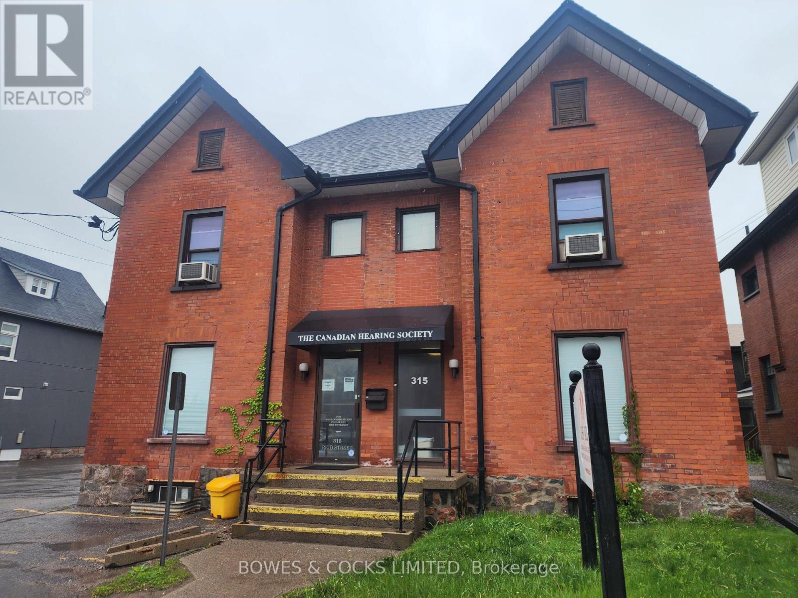 315 Reid Street, Peterborough Central, Ontario  K9J 2W1 - Photo 1 - X12184347