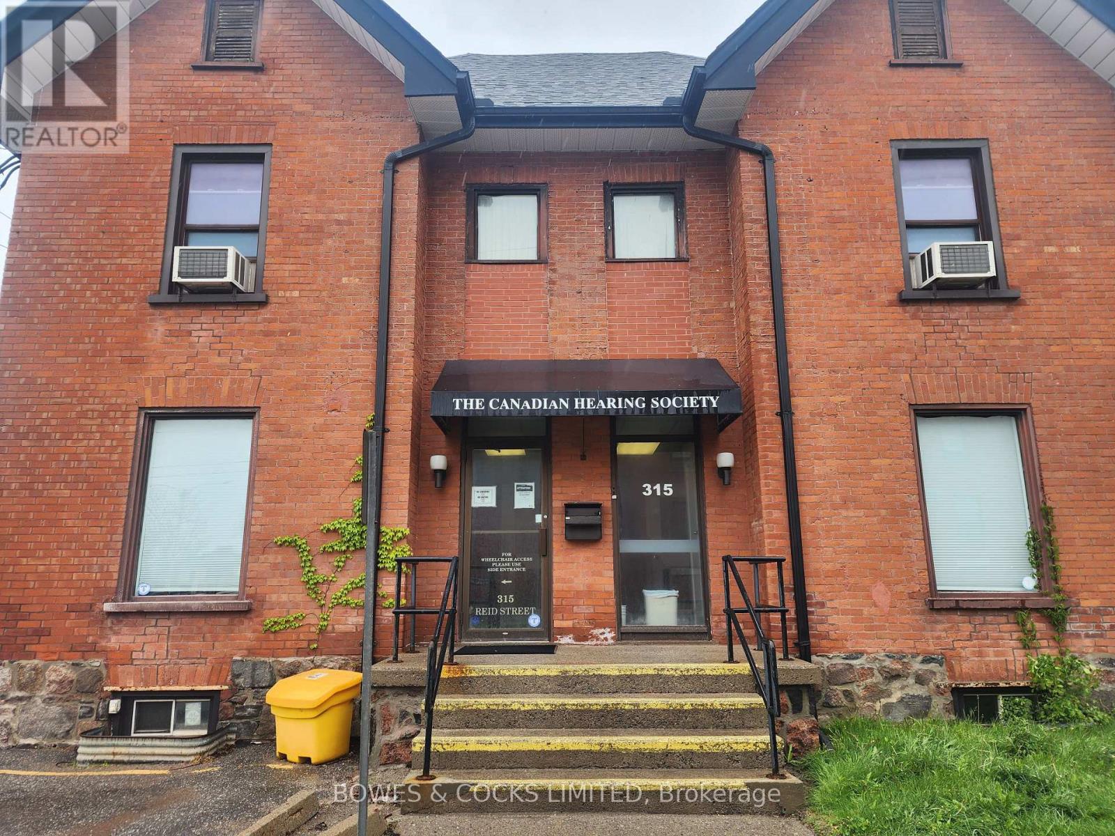 315 Reid Street, Peterborough Central, Ontario  K9J 2W1 - Photo 2 - X12184347