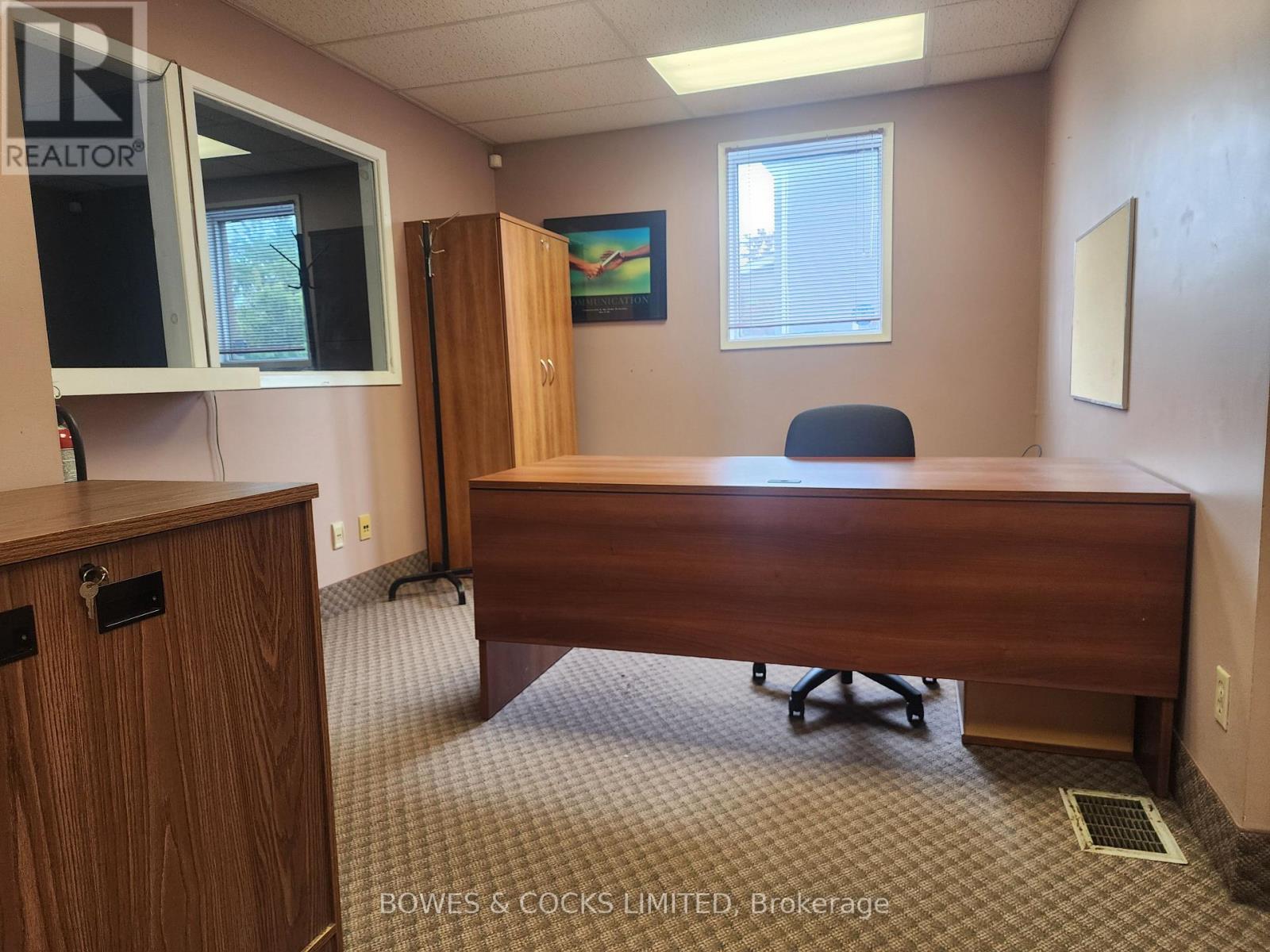 315 Reid Street, Peterborough Central, Ontario  K9J 2W1 - Photo 9 - X12184347