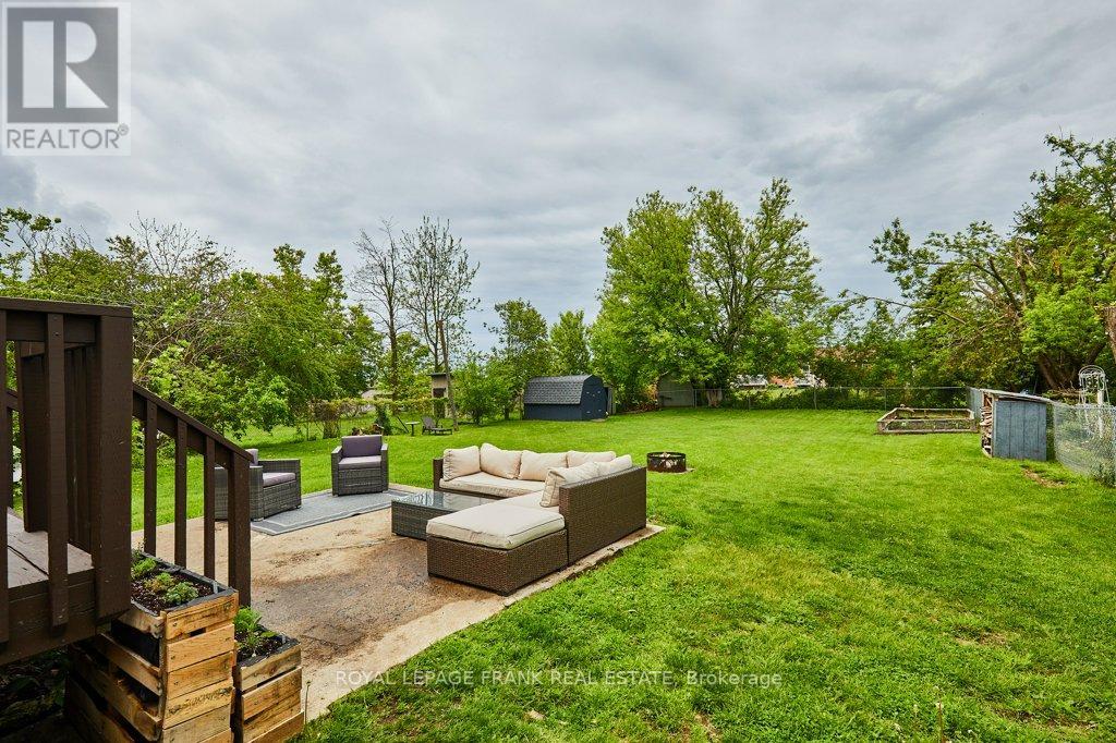 148 King Street, Kawartha Lakes, Ontario  K0M 2T0 - Photo 11 - X12184362